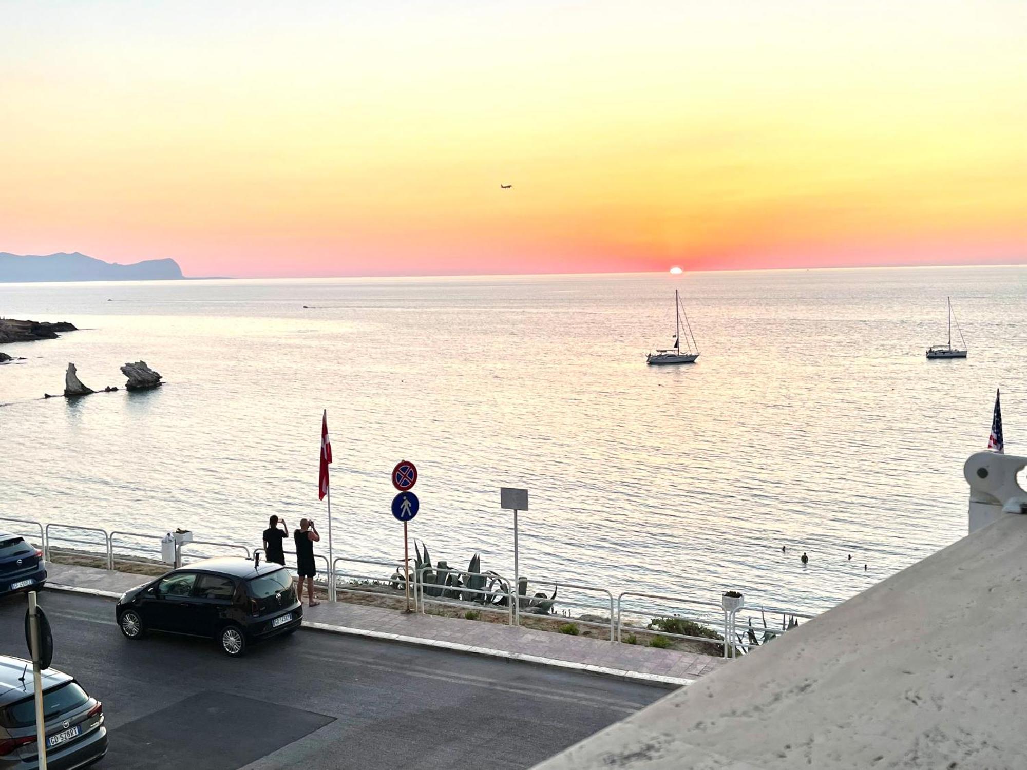 Casa Praia Terrasini Buitenkant foto